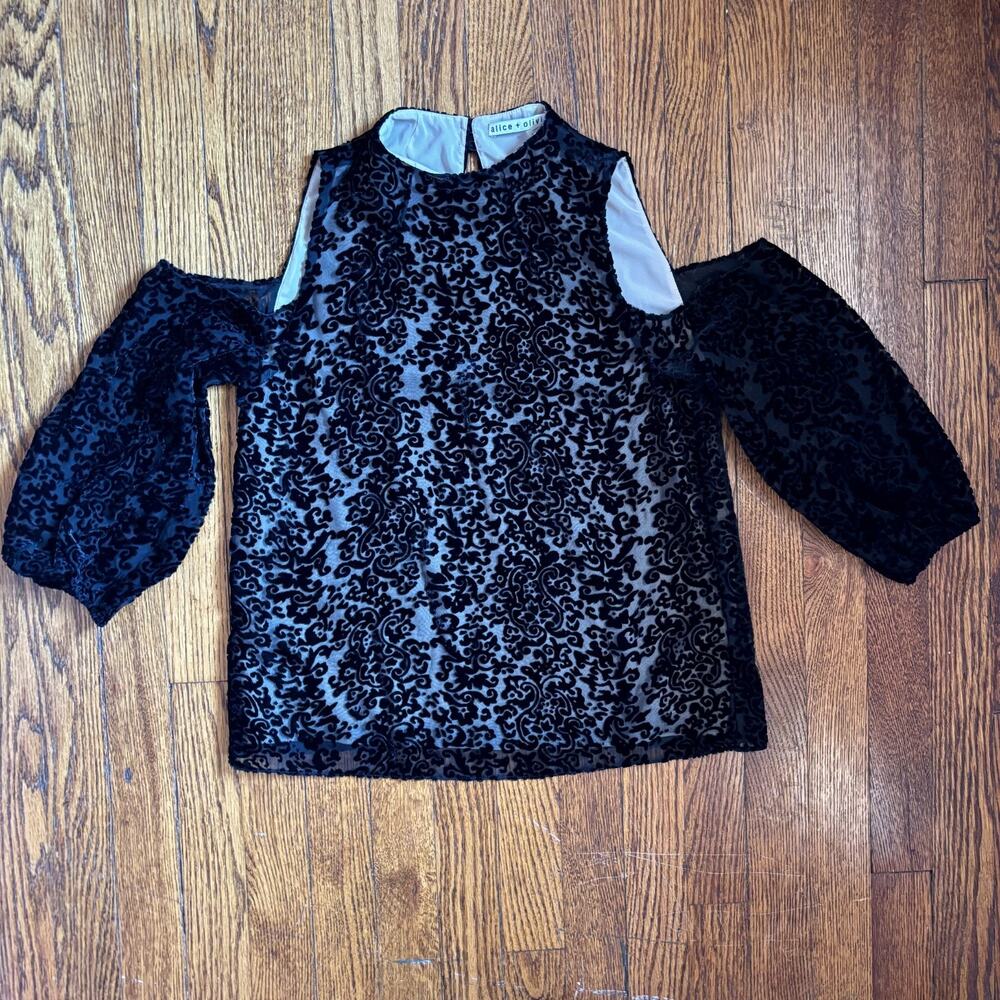 Alice + Olivia Velvet Burnout Cold Shoulder Top Black XS